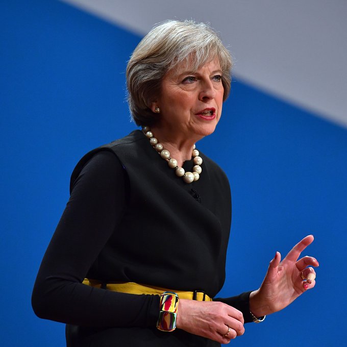 GBP plunges below 4.71 against AED as Theresa May sets Brexit deadline