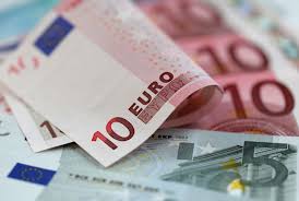 Euro vulnerable ahead of Draghi’s Speech and FOMC Minutes